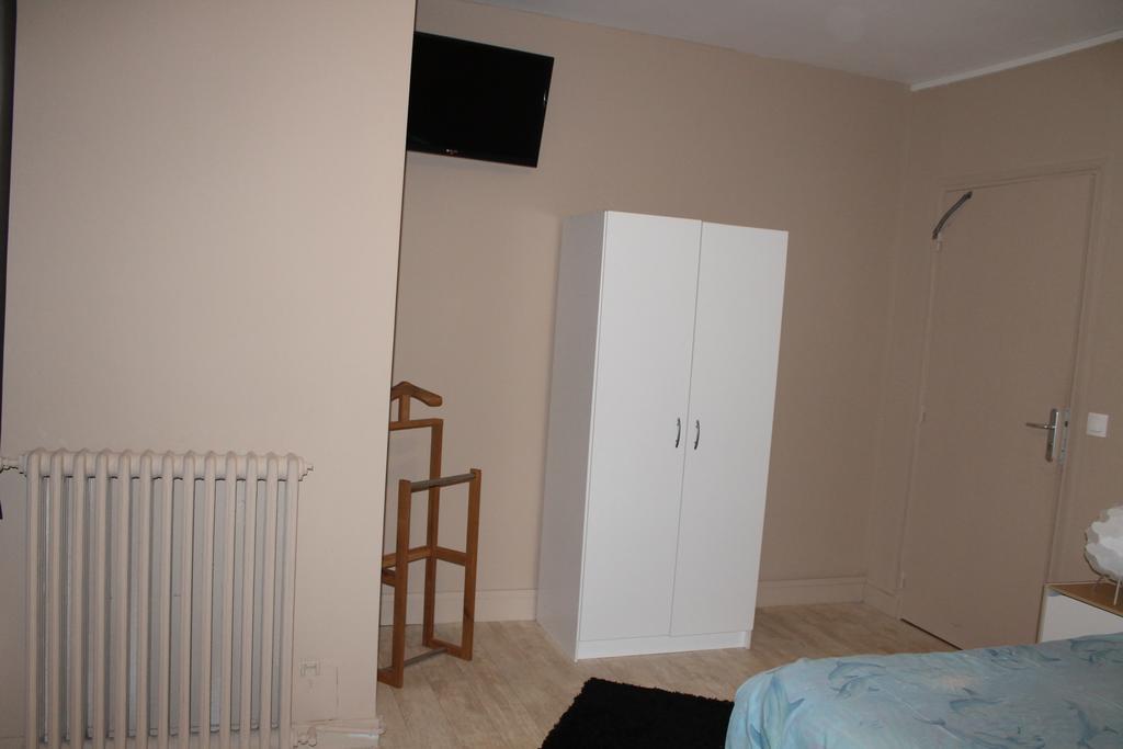 Hotel Le Bellevue Lisieux Zimmer foto